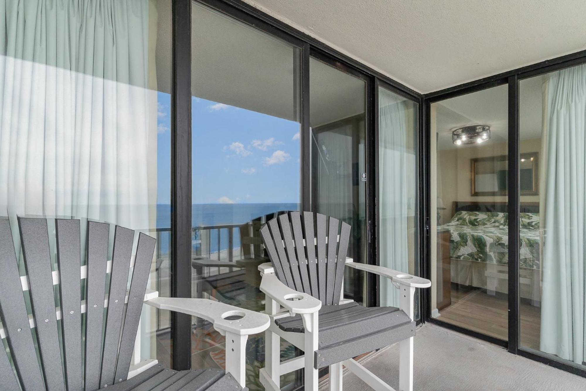 Sands Beach Club Briarcliffe Acres Экстерьер фото